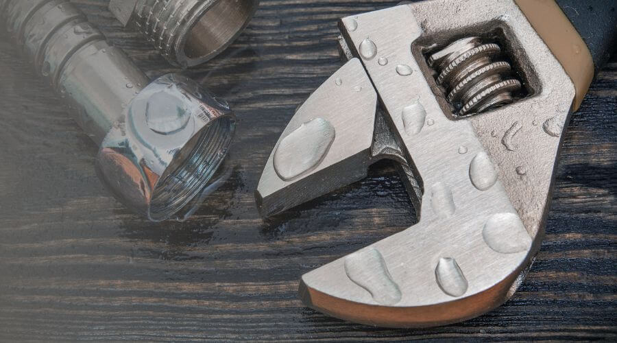 Why choose water damage restoration service for basement flood restoration services in Dallas